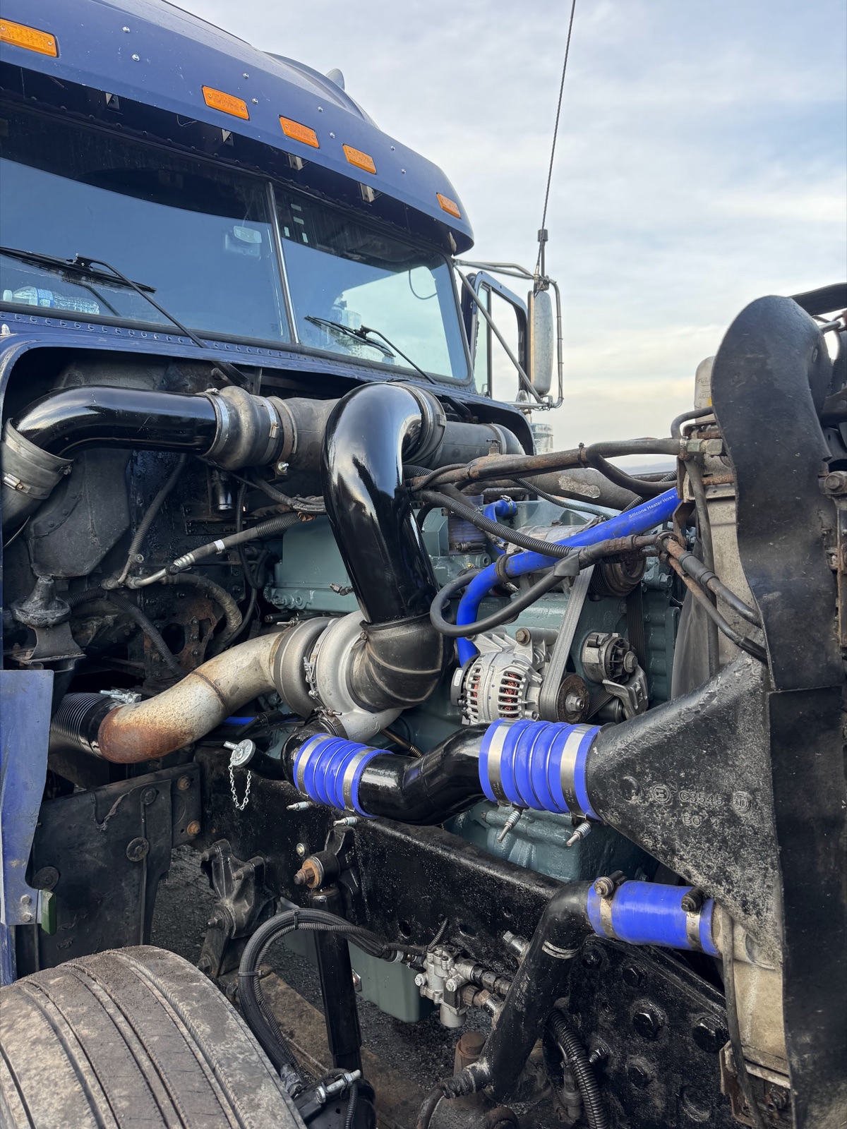 Performance install with blue silicone boots